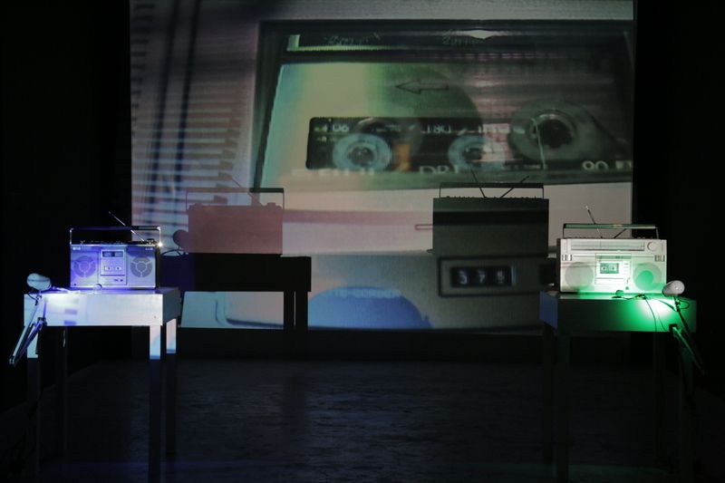 Magnetic Liaisons  Installation desktop