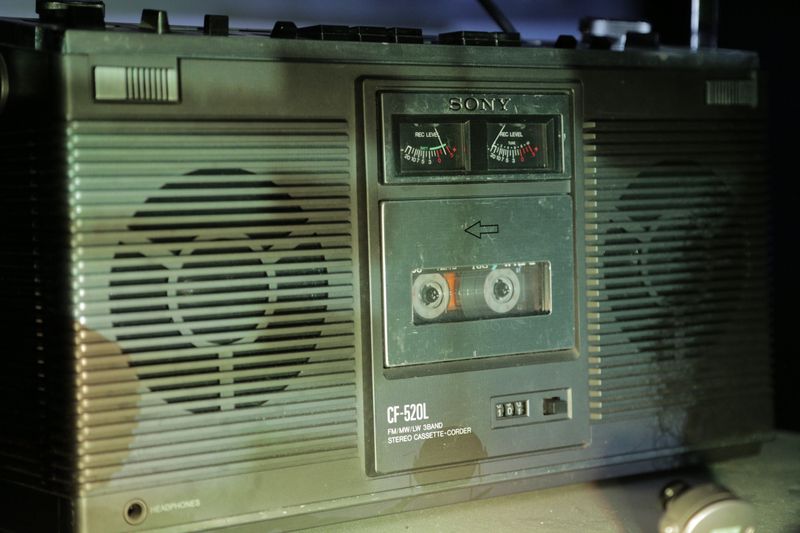 Magnetic Liaisons  Installation desktop