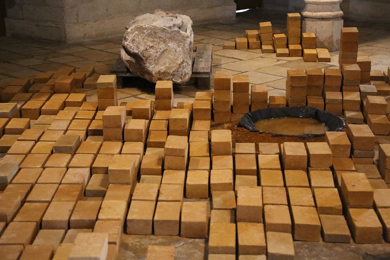 Plot for a Possible Resurrection  « Le Grand Monnayage » - Biennale de Melle (Installation) desktop